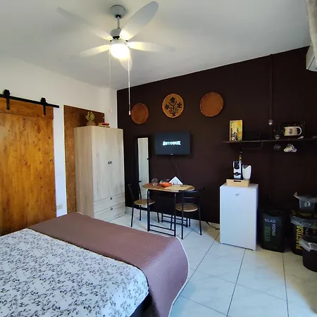 Pensionat Tramonto In Laguna Càbras